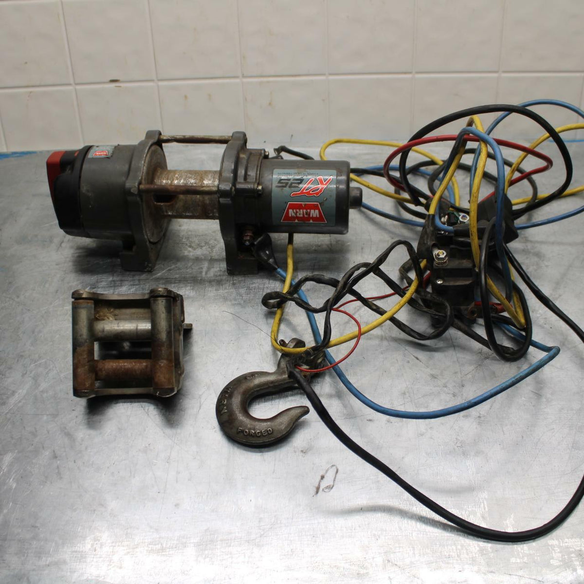 11-12 HONDA FOREMAN 500 WARN WINCH BB410