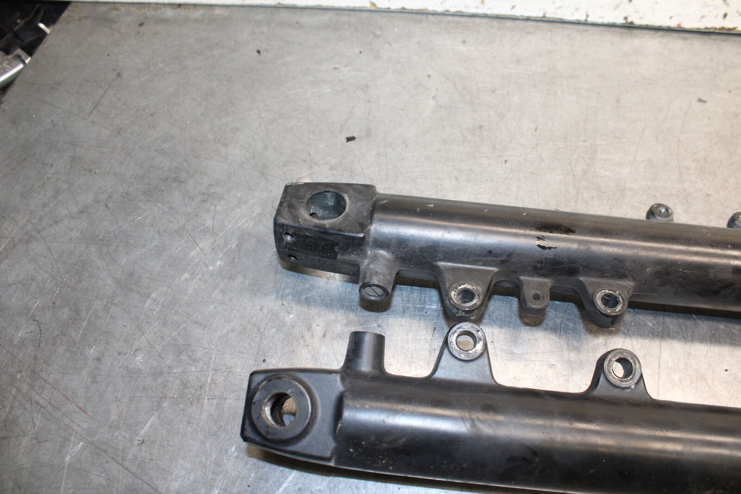03-04 TRIUMPH DAYTONA 600 FRONT FORKS SHOCK SUSPENSION SET PAIR BB745