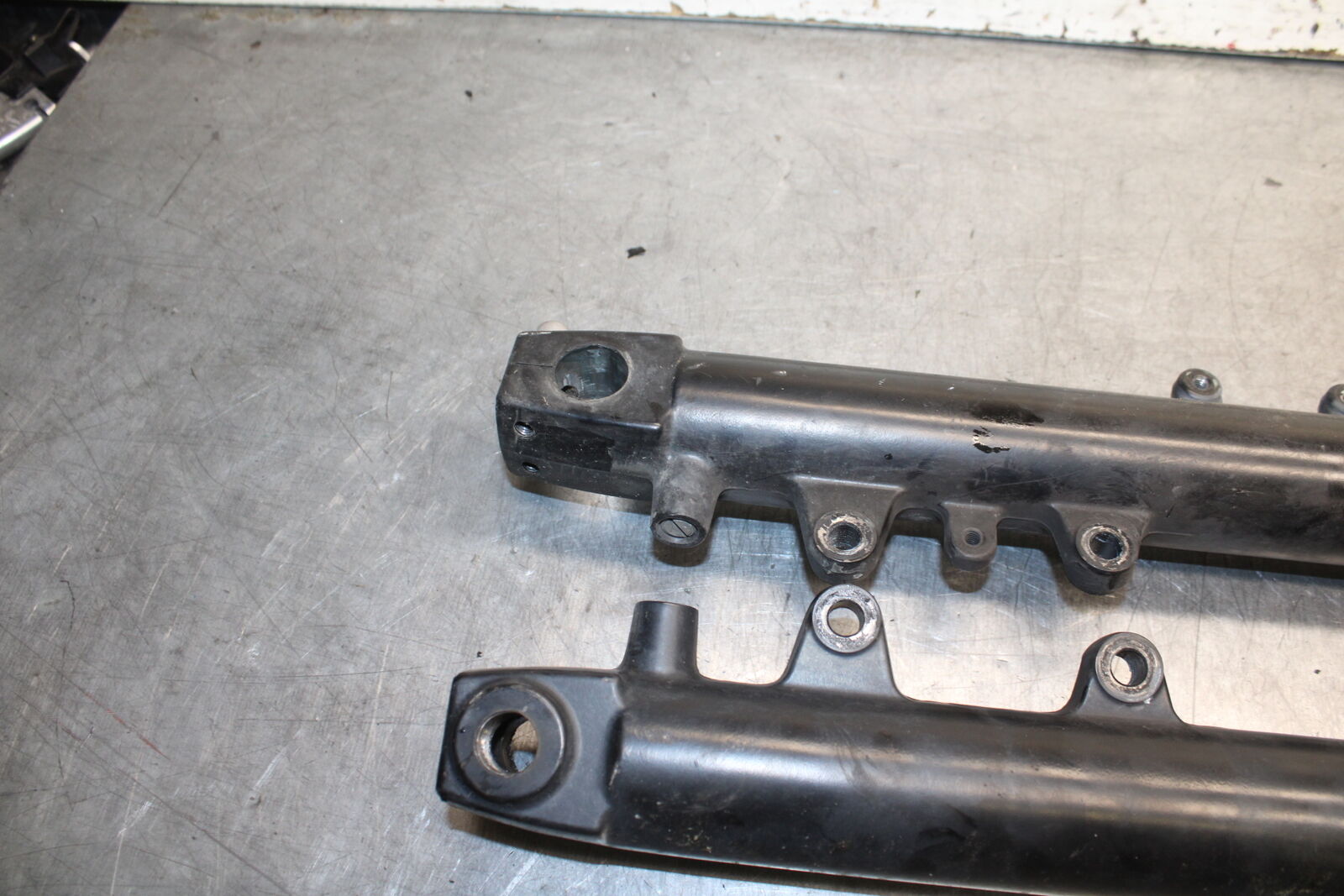 03-04 TRIUMPH DAYTONA 600 FRONT FORKS SHOCK SUSPENSION SET PAIR BB745