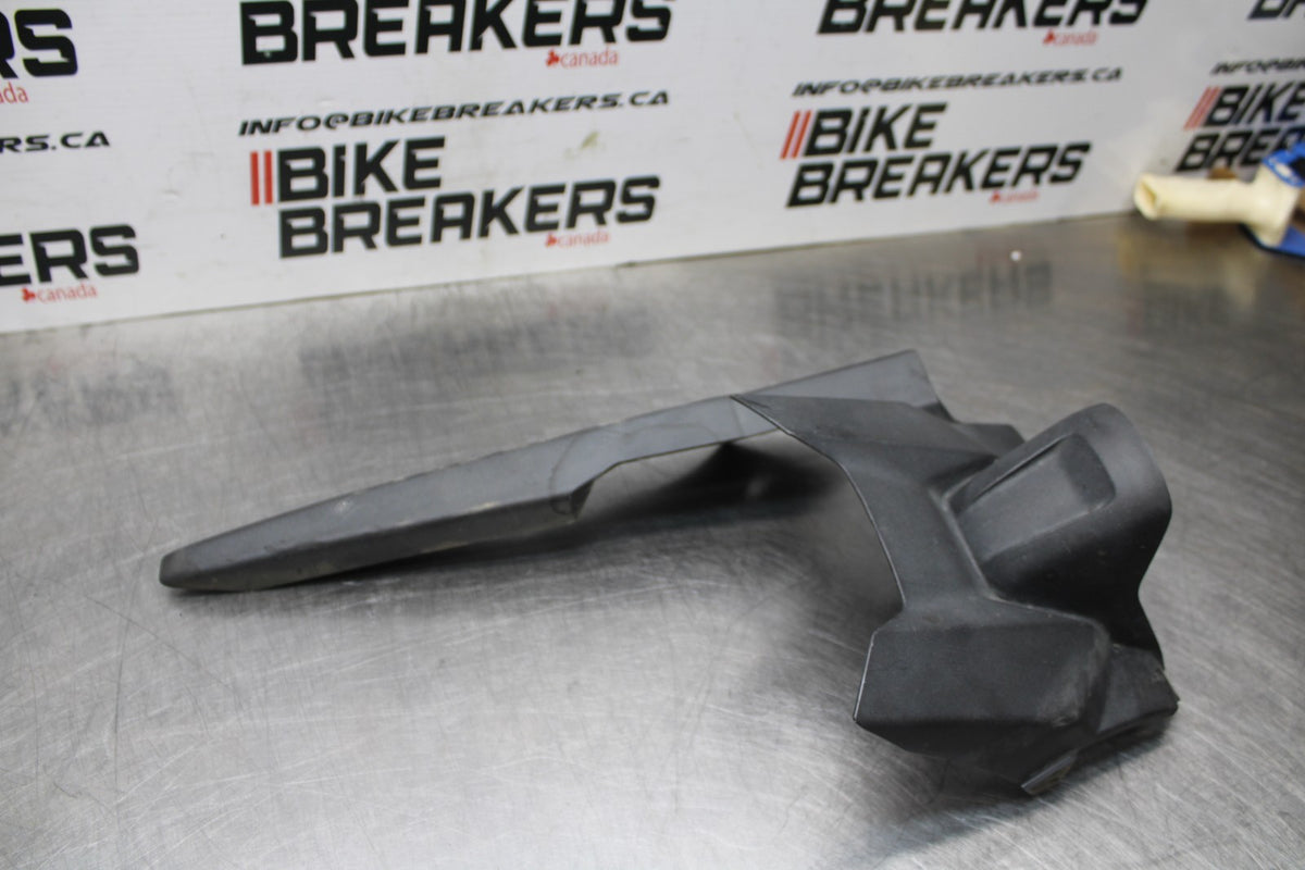 14-17 YAMAHA FZ07 REAR BACK DRIVE CHAIN GUARD COVER SHIELD BB843