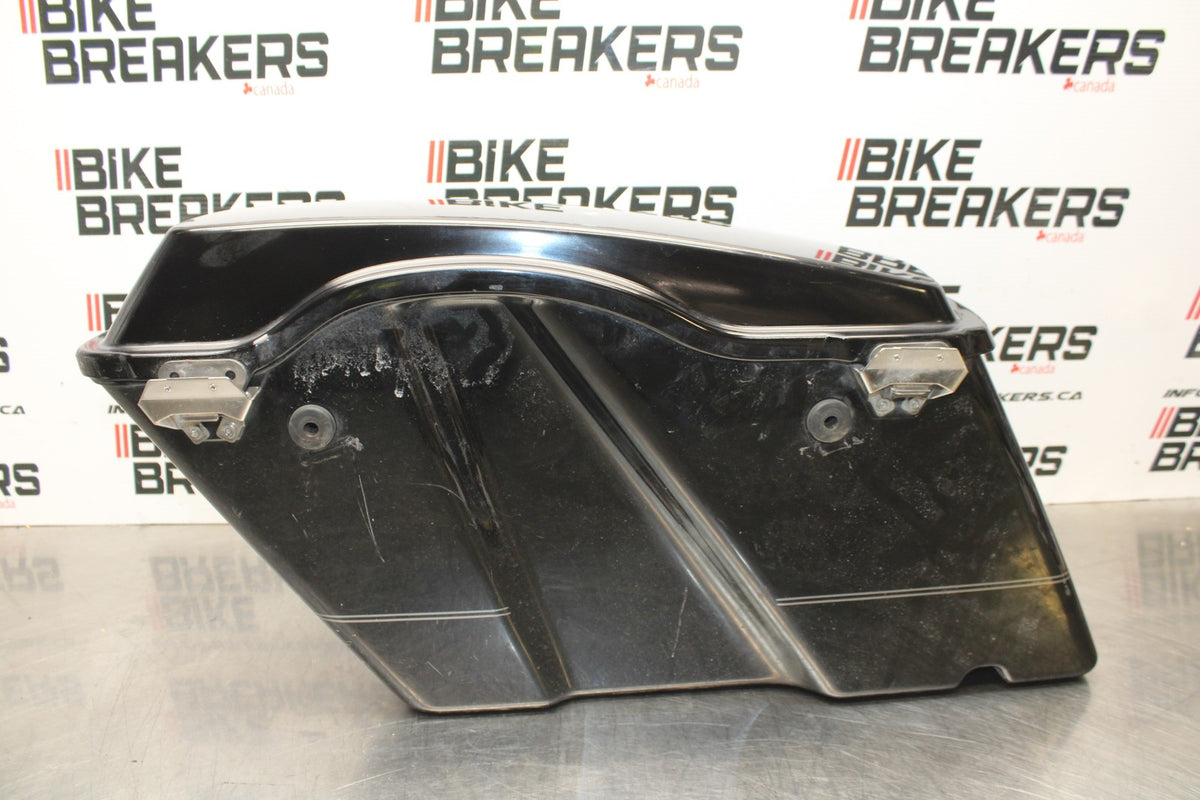 08 HARLEY-DAVIDSON ELECTRA GLIDE POLICE EFI FLHTPI RIGHT LUGGAGE SADDLEBAG BB816