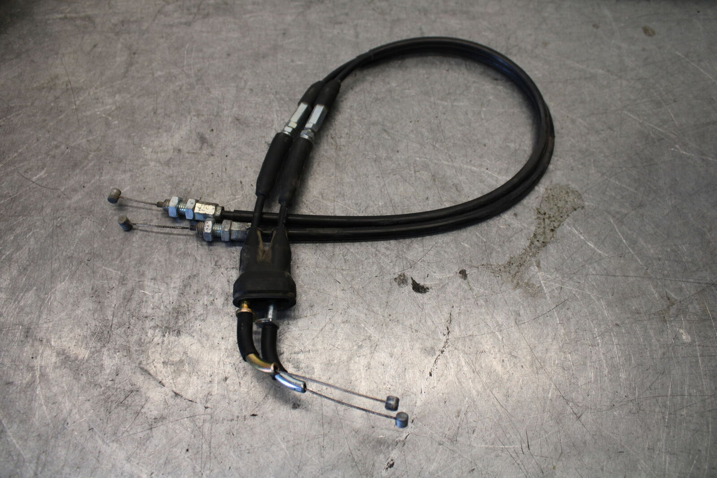 03-07 SUZUKI SV1000S THROTTLE CABLES LINES BB657