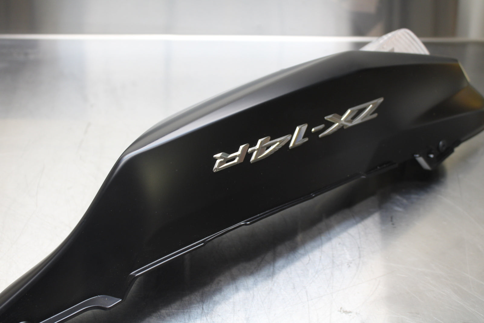 23-24 KAWASAKI NINJA ZX14R NEW!!  RIGHT REAR BACK TAIL FAIRING COWL SHROUD BB141