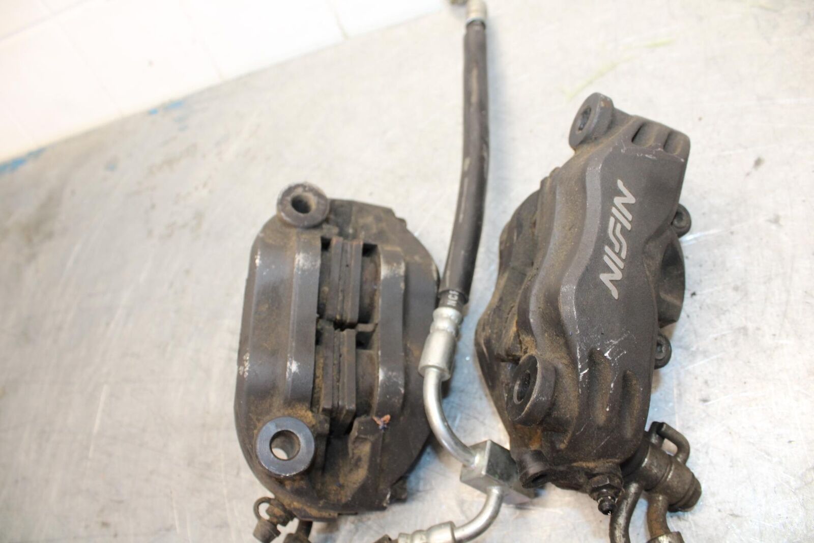 06-07 KAWASAKI NINJA ZX14R RIGHT LEFT FRONT BRAKE CALIPER SET PAIR CALIPERS bb43