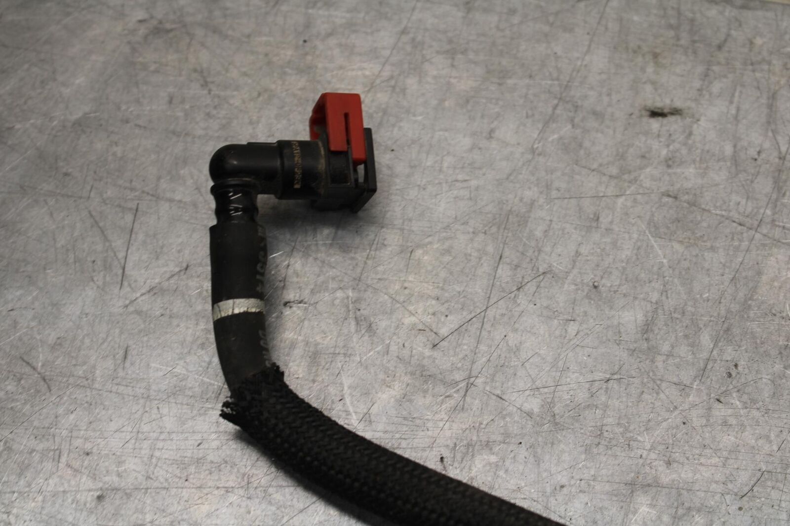 2015 Kawasaki Ninja 300 EX300 FUEL HOSE GAS LINE TUBE PIPE BB61