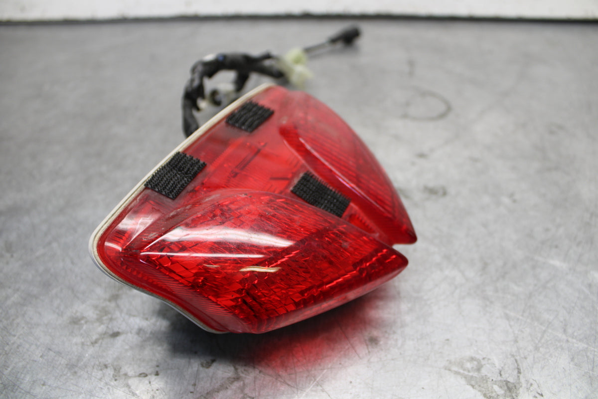 08-10 SUZUKI GSXR750 REAR TAIL TAILLIGHT BACK BRAKE LIGHT BB476
