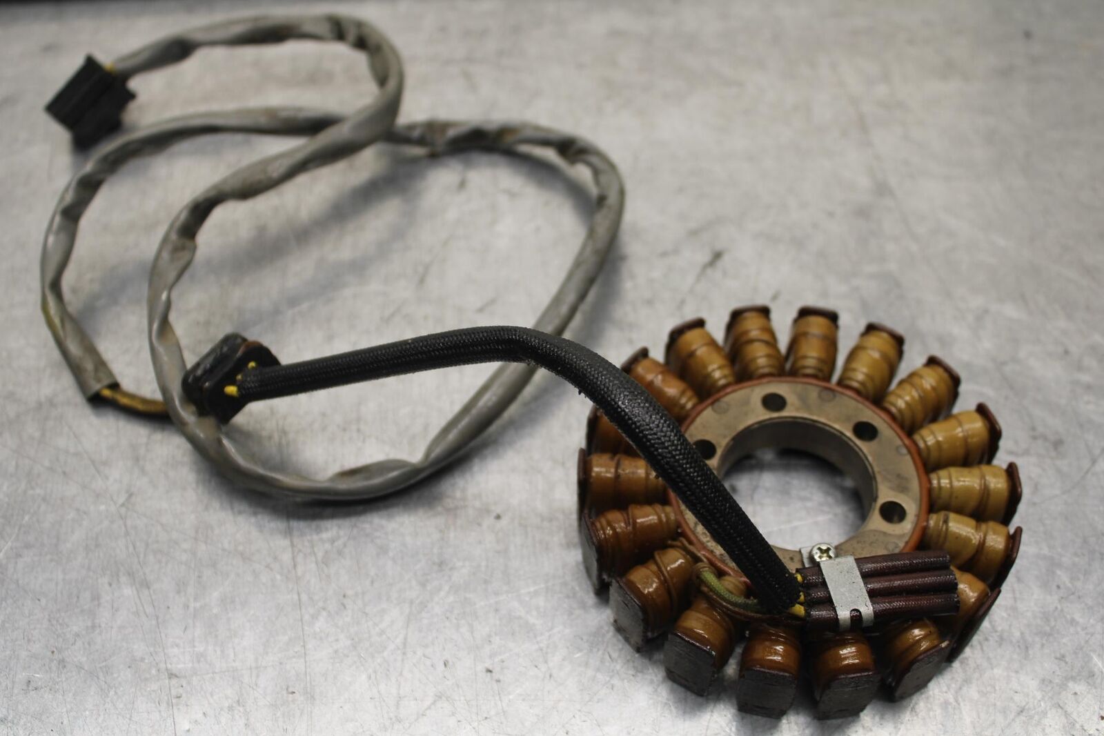 2009 Kawasaki Ninja EX250J STATOR GENERATOR ALTERNATOR MAGNETO 21003-0074 BB87