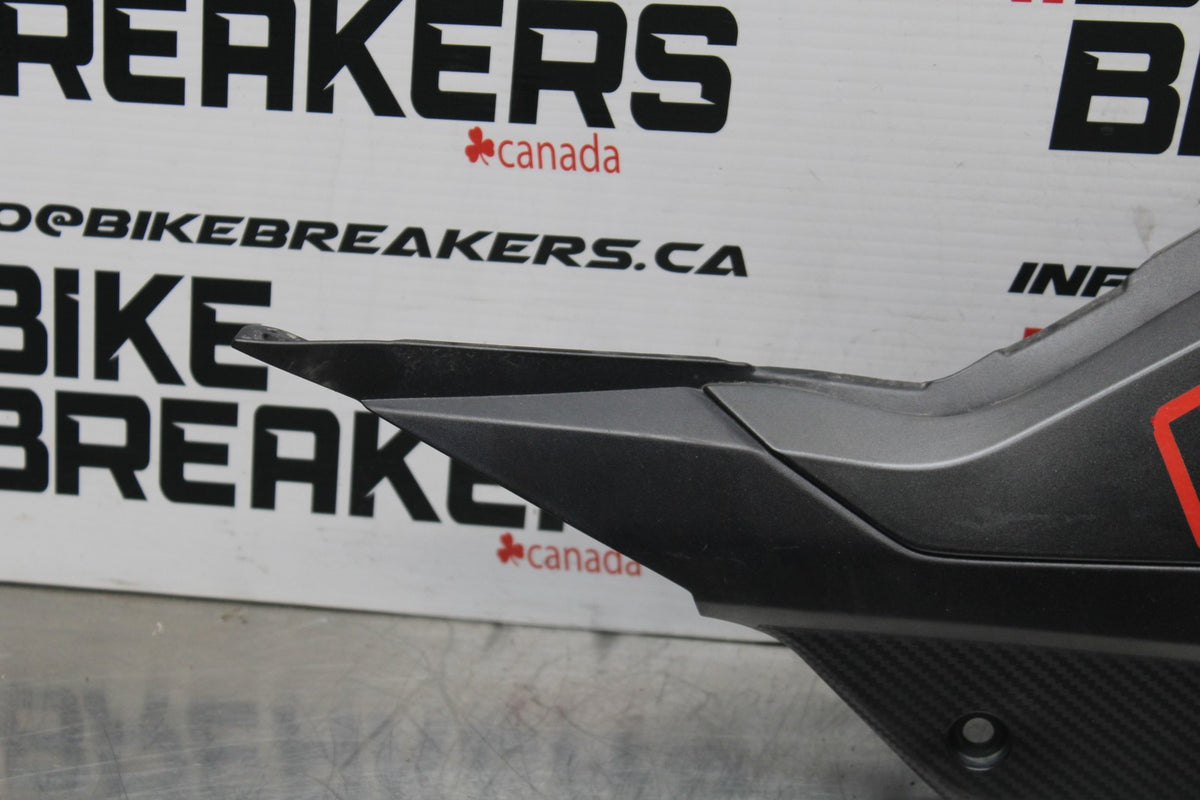 18 HONDA CB500F RIGHT LOWER BOTTOM BELLY SIDE FAIRING COWL BB861