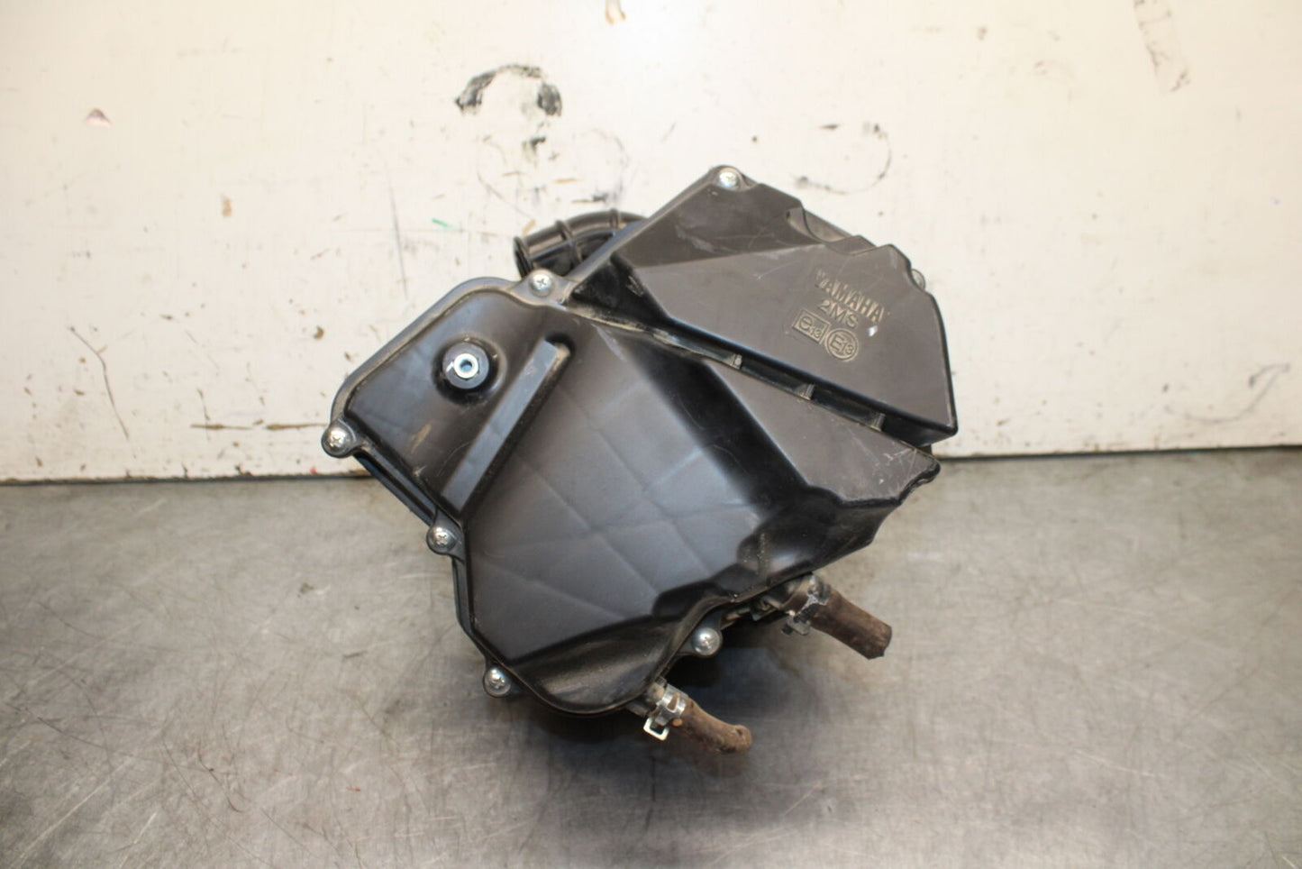 19-24 YAMAHA R3 AIRBOX AIR INTAKE FILTER BOX BB736