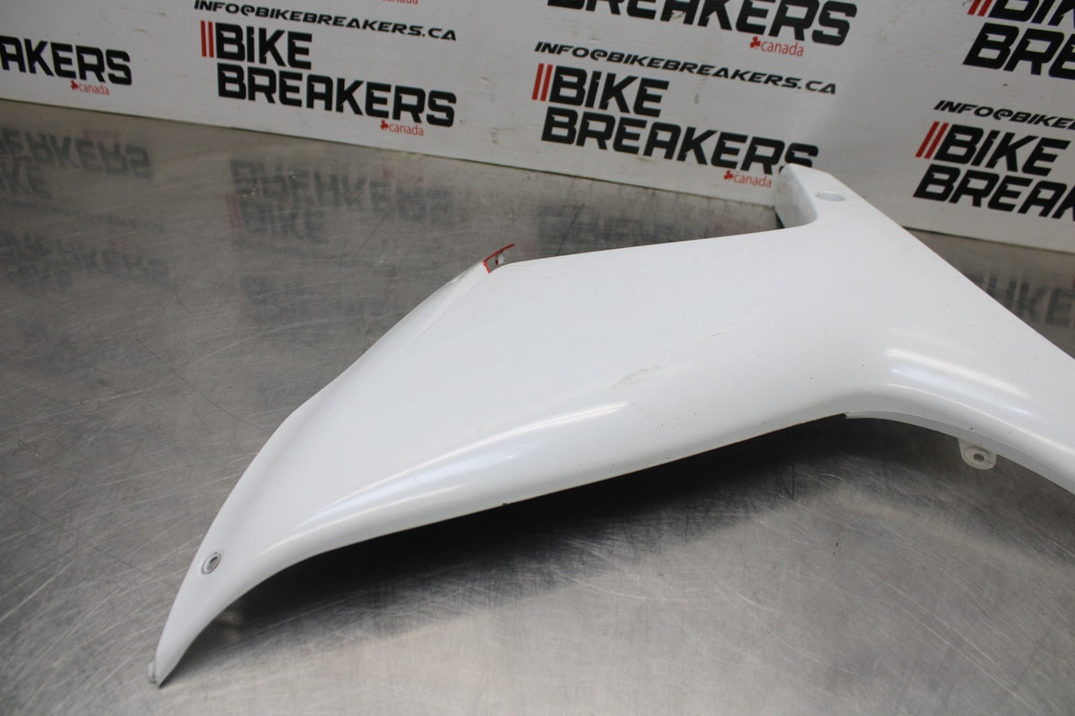 11-24 SUZUKI GSXR750 LEFT MID UPPER SIDE FAIRING COWL PLASTIC BB871