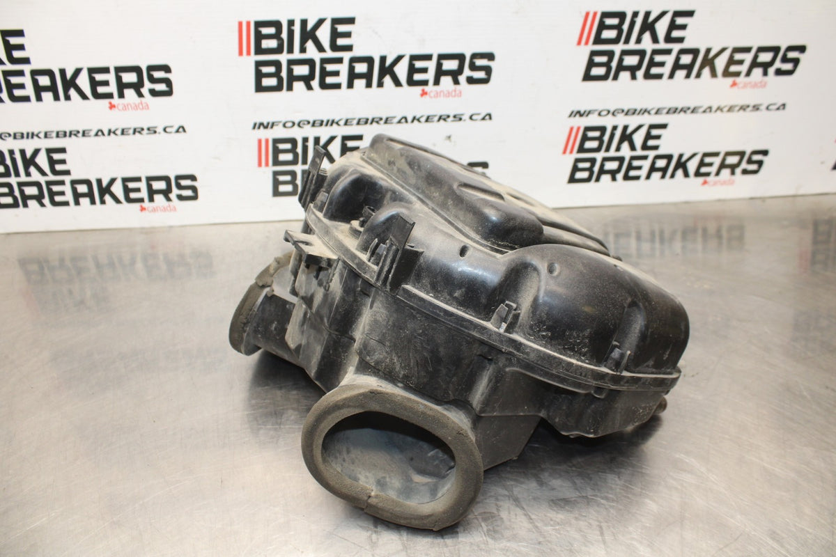 06-07 SUZUKI GSXR600 AIRBOX AIR INTAKE FILTER BOX BB836