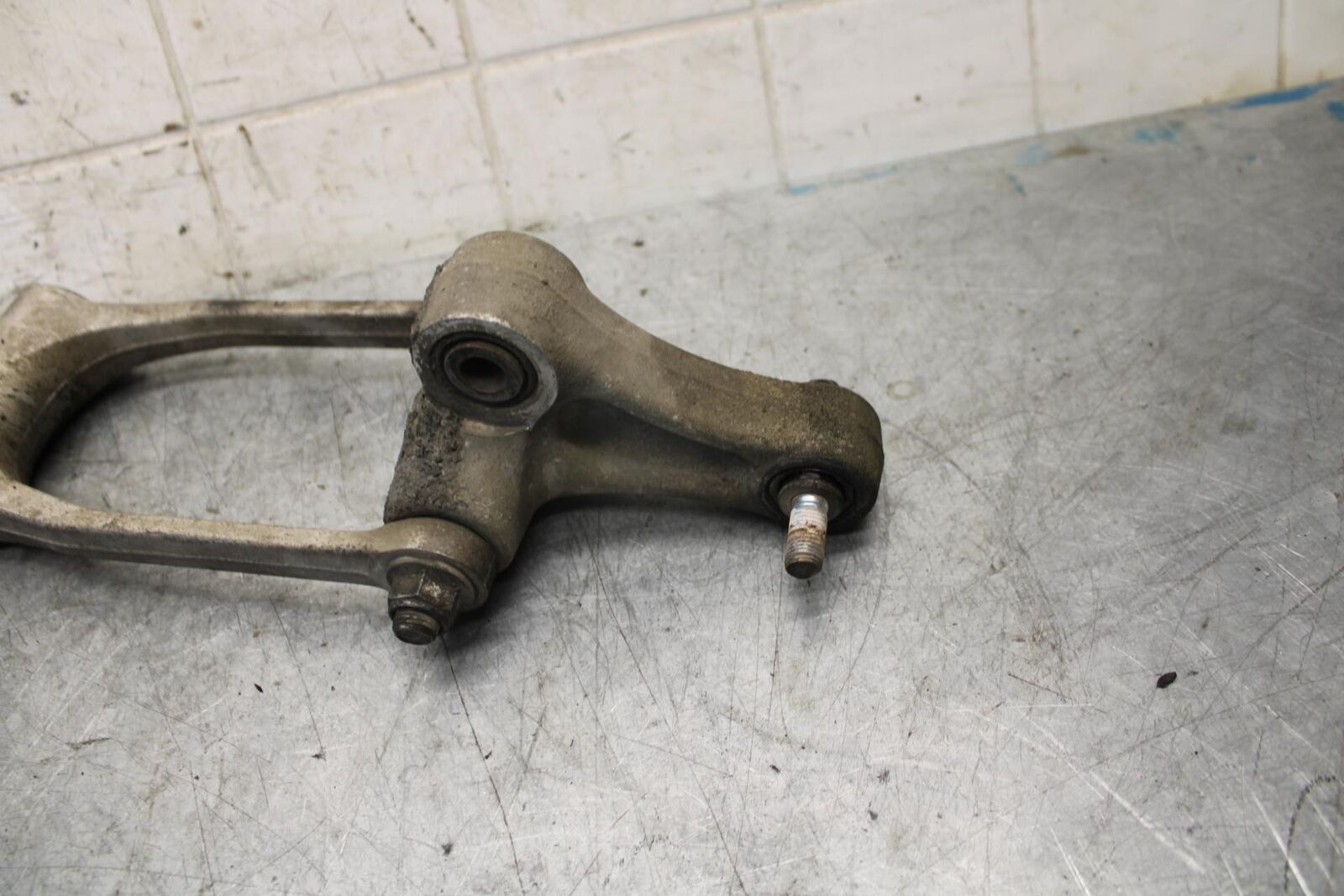 2007 Suzuki GSXR600  DOGBONE SHOCK LINKAGE LINK 62601-01850 62601-01860 BB540