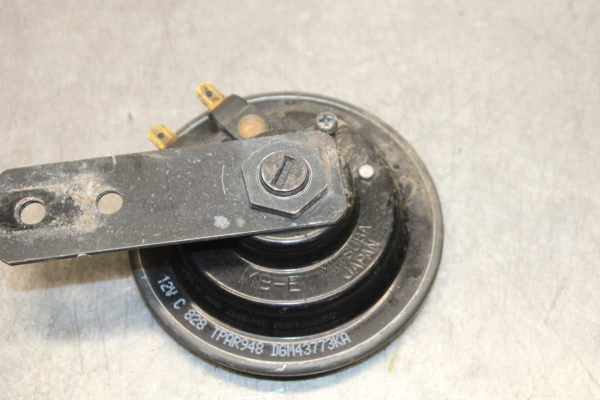 04-12 HONDA ST1300A HORN SIGNAL (ITEM A) BB669