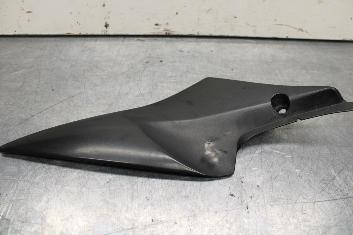 06-07 SUZUKI GSXR750 RIGHT LEFT FRONT SIDE SEAT PANELS TRIMS COWLS BB613