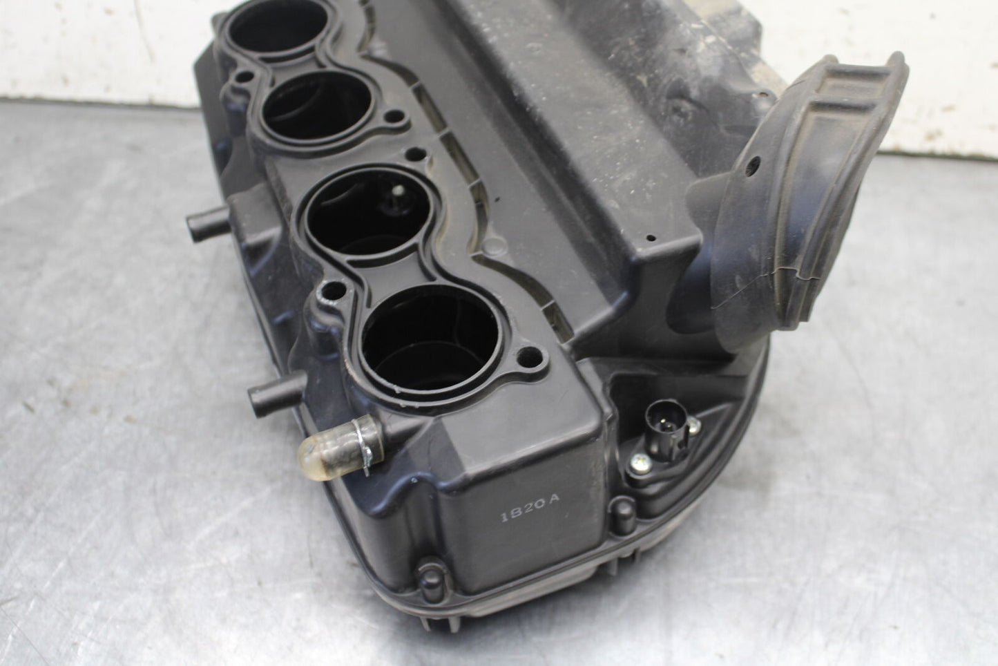 11-24 SUZUKI GSXR750 AIRBOX AIR INTAKE FILTER BOX BB714