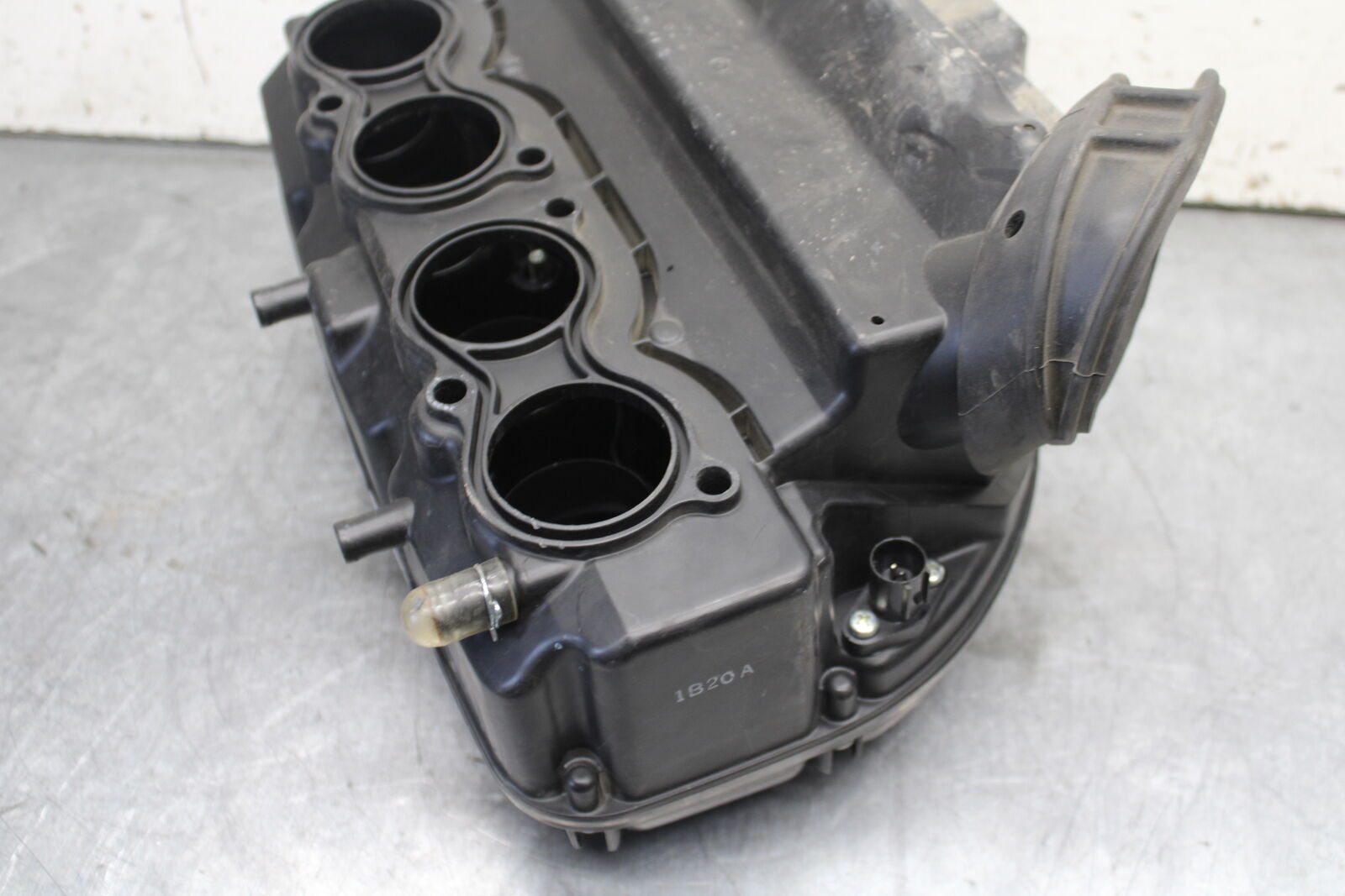 11-24 SUZUKI GSXR750 AIRBOX AIR INTAKE FILTER BOX BB714