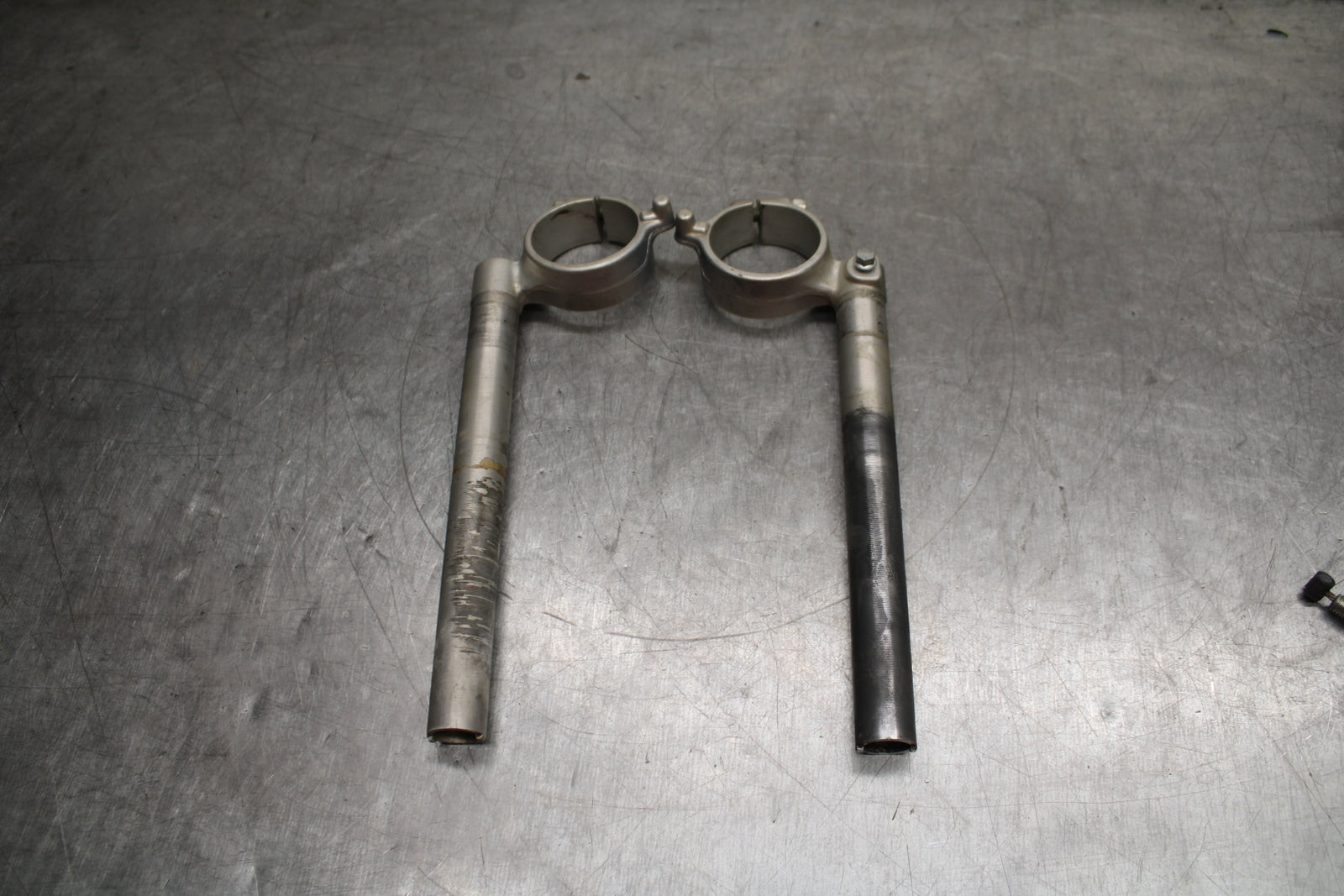 08-10 SUZUKI GSXR 600 LEFT RIGHT CLIP ON ONS HANDLEBARS PAIR SET BB753