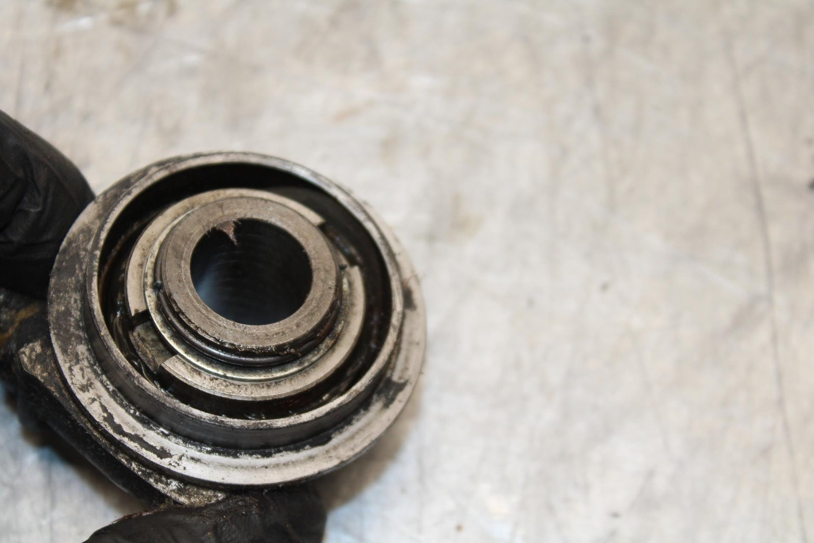 1977 Yamaha XS750 SPEEDOMETER DRIVE GEAR  BB554