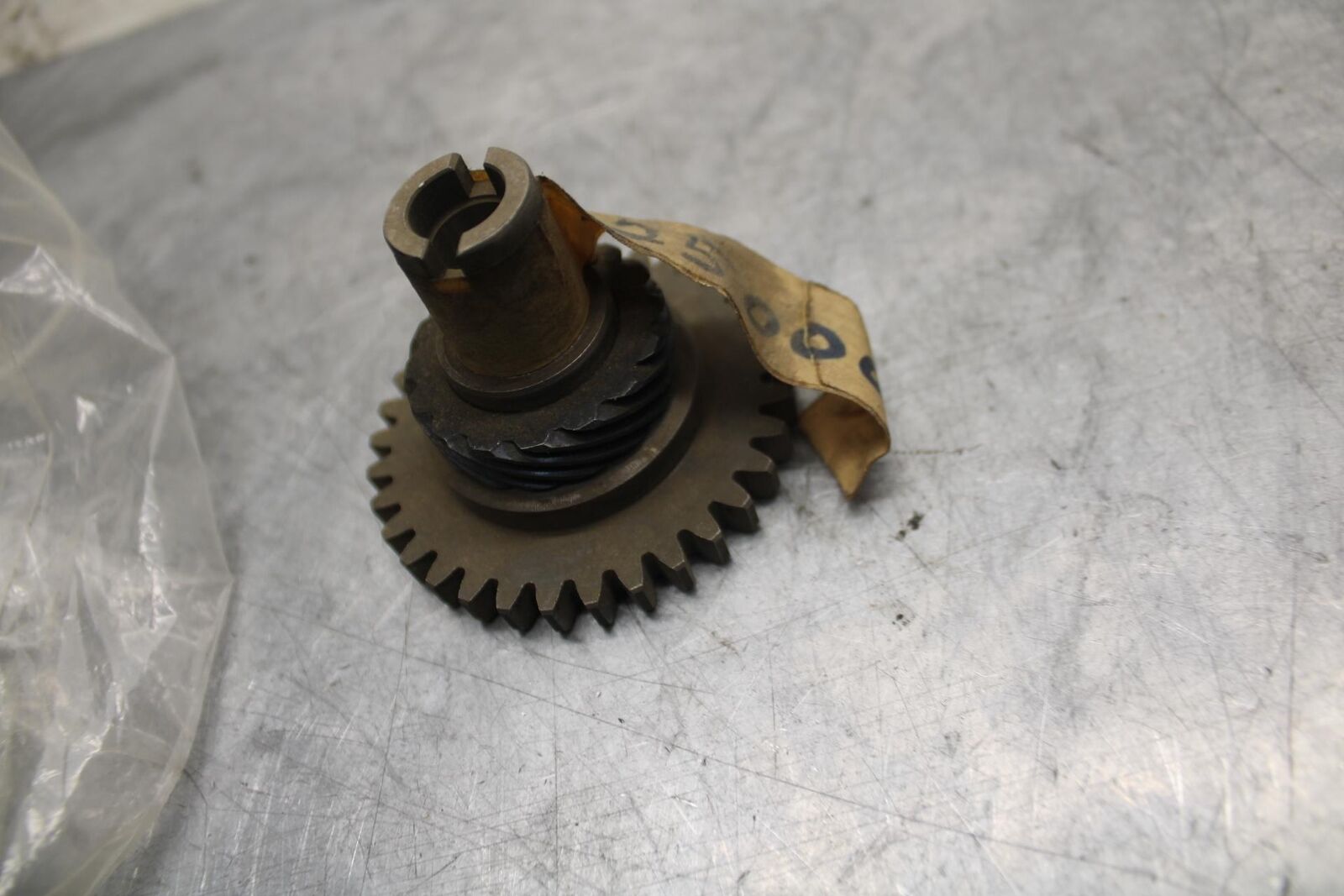 1972 Suzuki TS100  KICKSTART KICK START  GEAR26240-25001 BB33