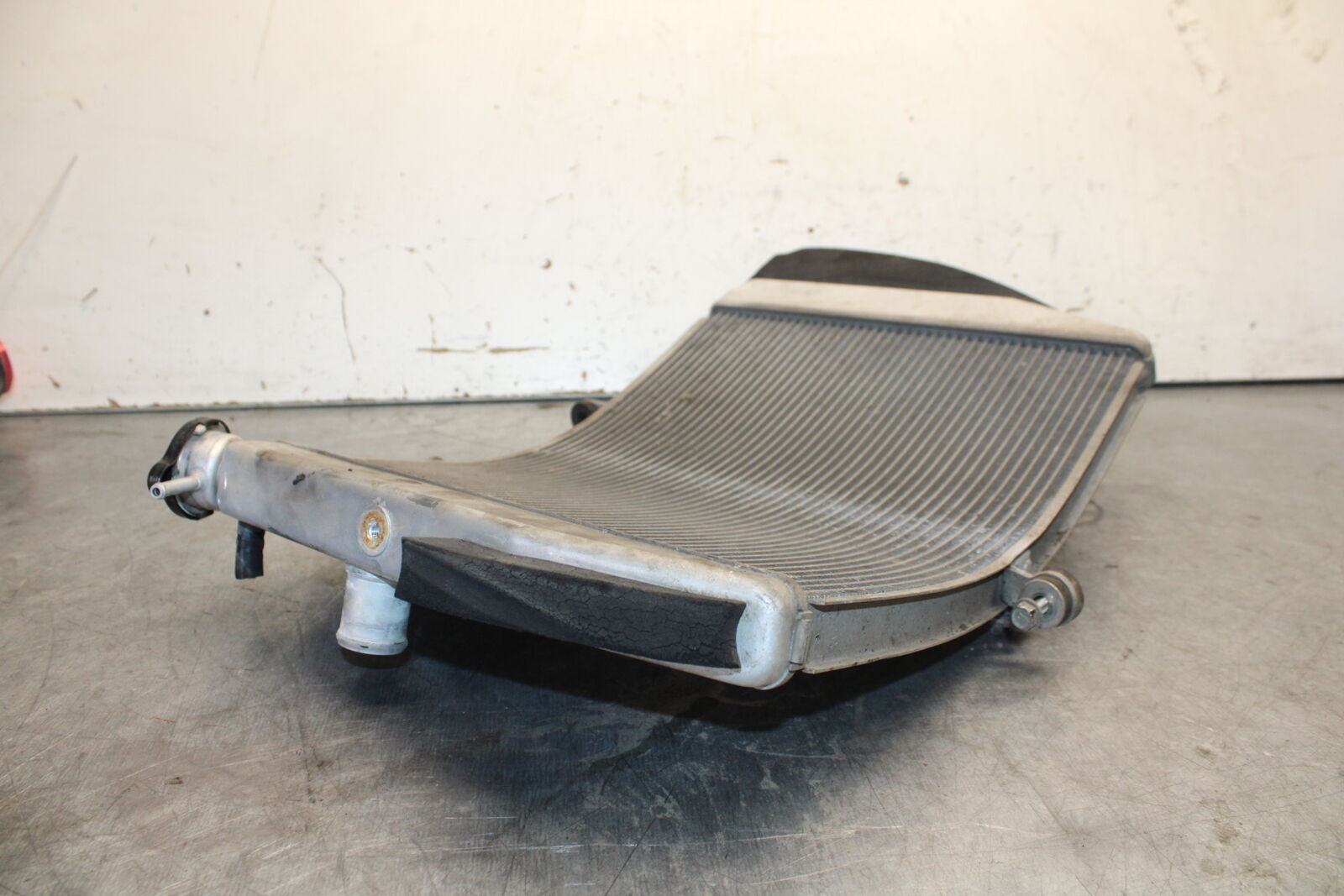 13-18 KAWASAKI NINJA ZX6R ENGINE RADIATOR MOTOR COOLER COOLING RADIATER  BB682