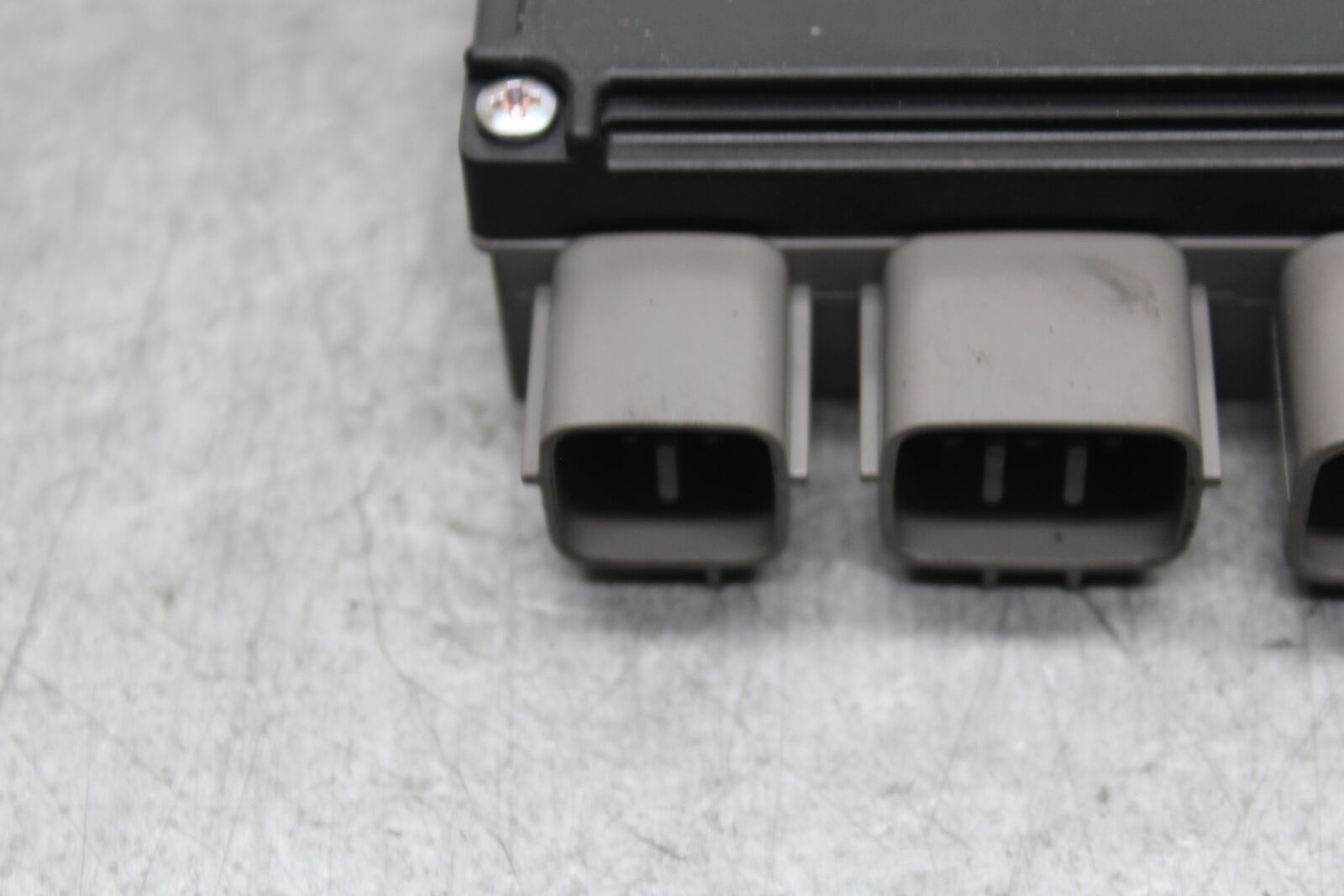 18-23 KAWASAKI NINJA 400 RELAY ASSEMBLY FUSE BOX BB660