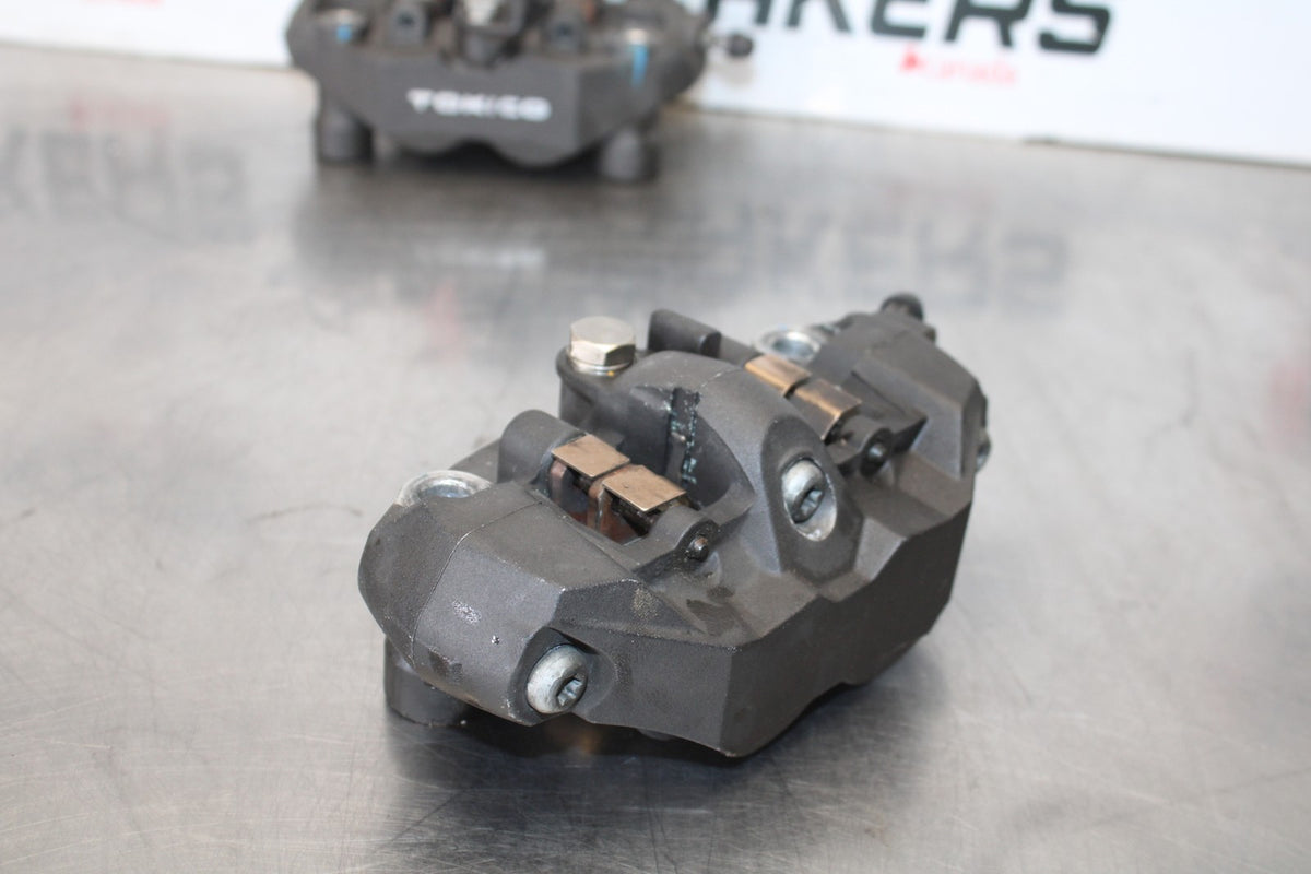 06-07 SUZUKI GSXR 600 RIGHT LEFT FRONT BRAKE CALIPER SET PAIR CALIPERS BB170