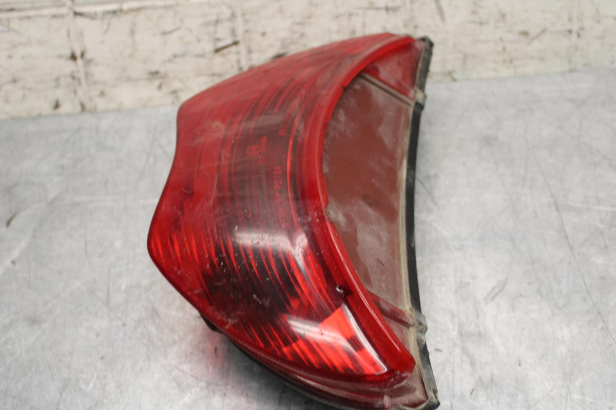 2006 Honda CBR600F4i REAR TAIL TAILLIGHT BACK BRAKE LIGHT BB567