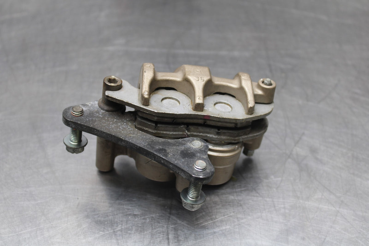 08 HONDA CBR125R LEFT FRONT BRAKE CALIPER BB839