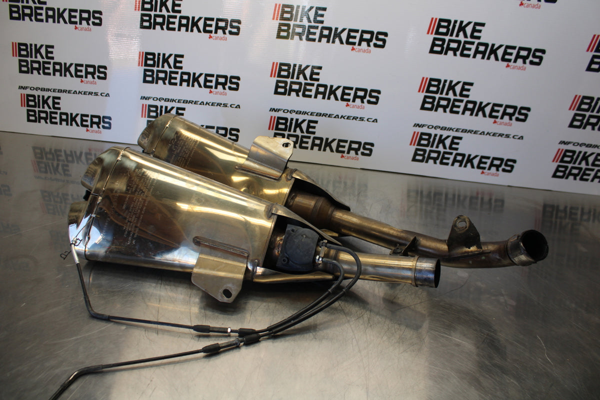 07 KAWASAKI Z1000 EXHAUST PIPE MUFFLER SLIP ON CAN SILENCER SET BB148
