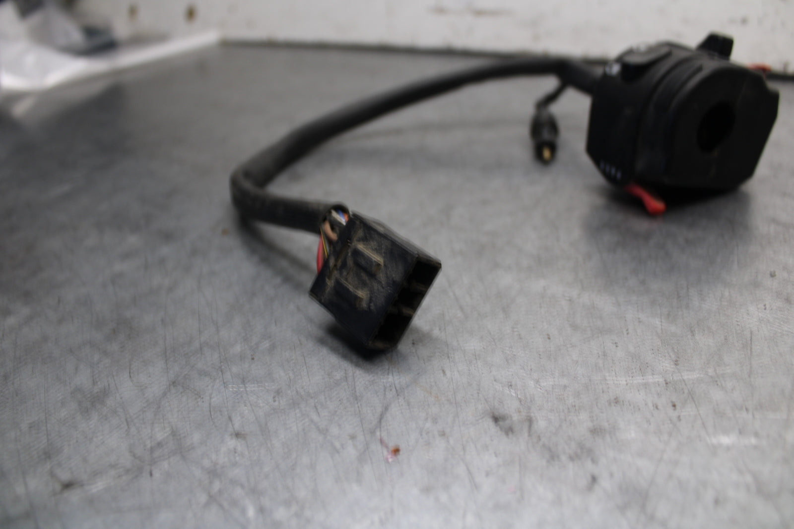 09-11 TRIUMPH DAYTONA 675 LEFT CLIP ON HANDLE HORN SIGNALS SWITCH SWITCHES BB652