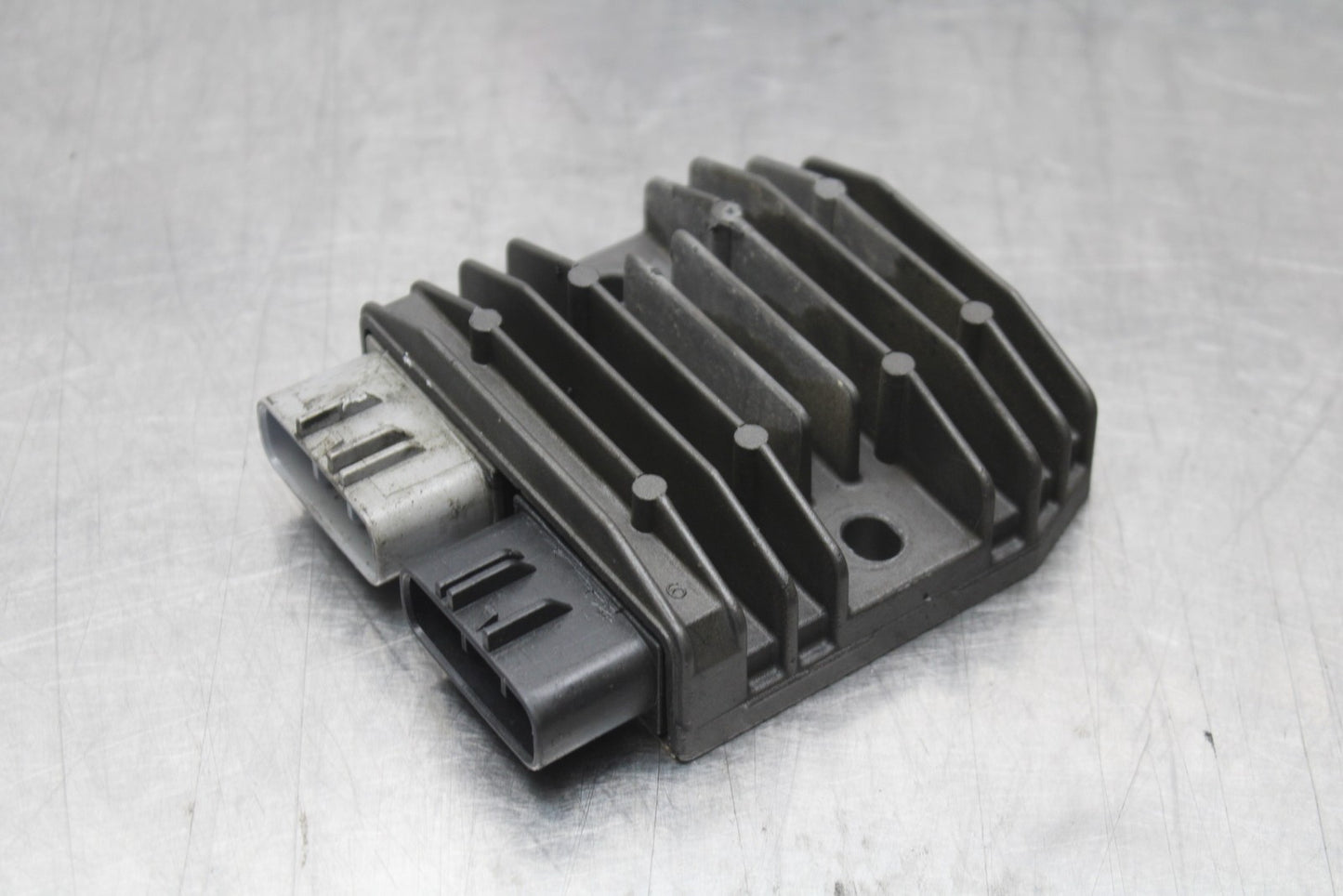 12-14 BMW S1000RR RECTIFIER VOLTAGE REGULATOR BB204
