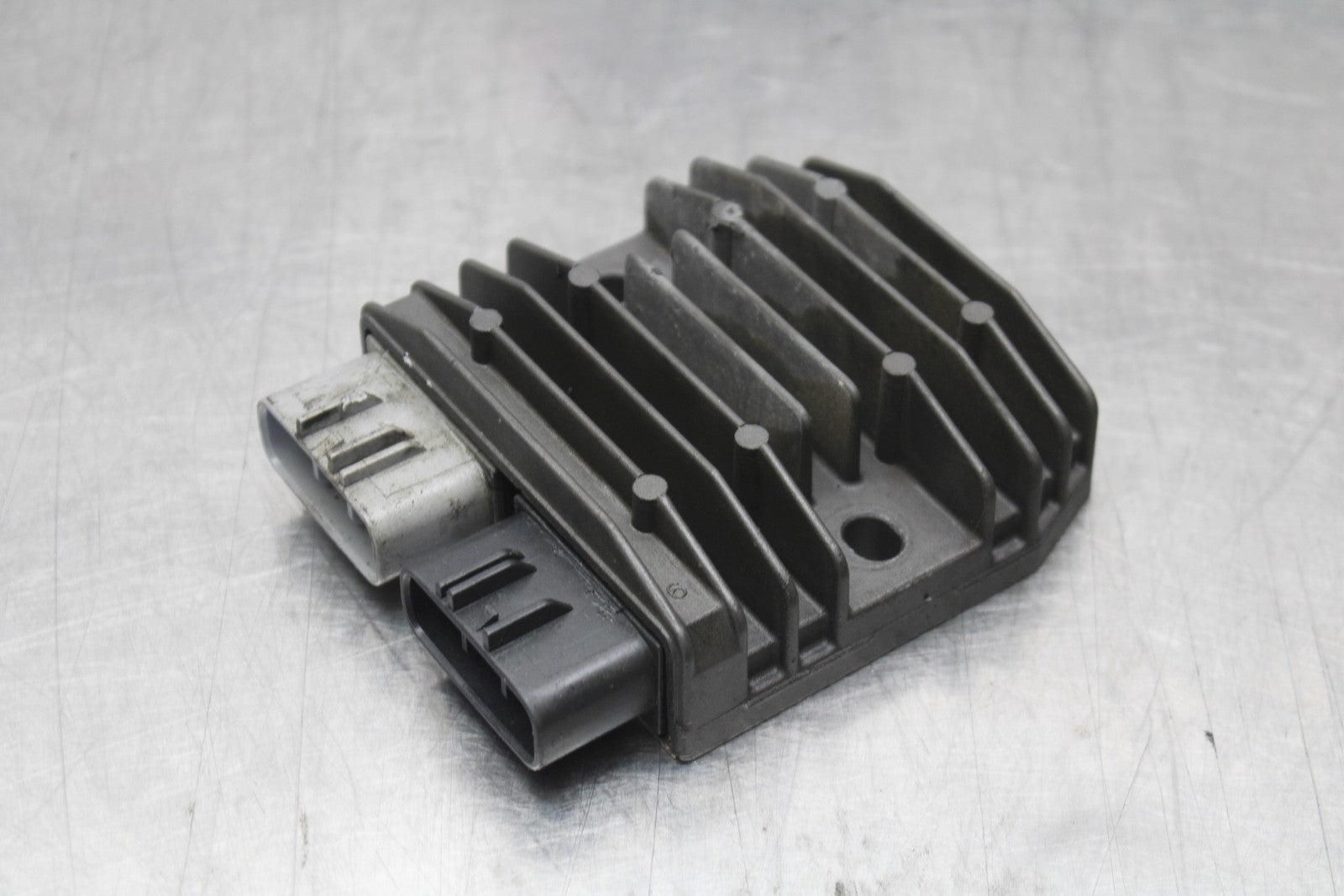 12-14 BMW S1000RR RECTIFIER VOLTAGE REGULATOR BB204