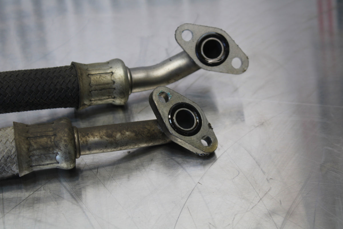 11 SUZUKI GSXR1000 ENGINE MOTOR OIL COOLER HOSES BB142