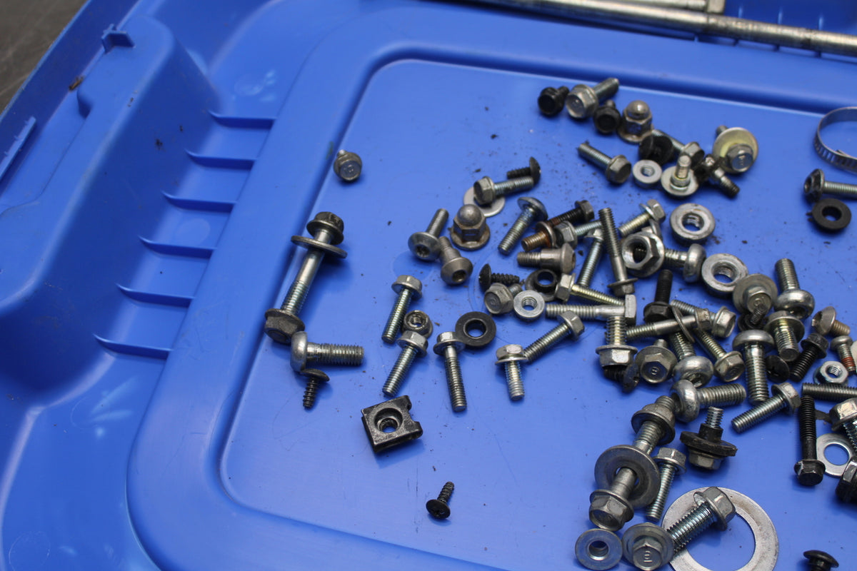 15-16 HONDA CB300F MOUNTING BOLTS HARDWARE MOTOR SCREWS BB150