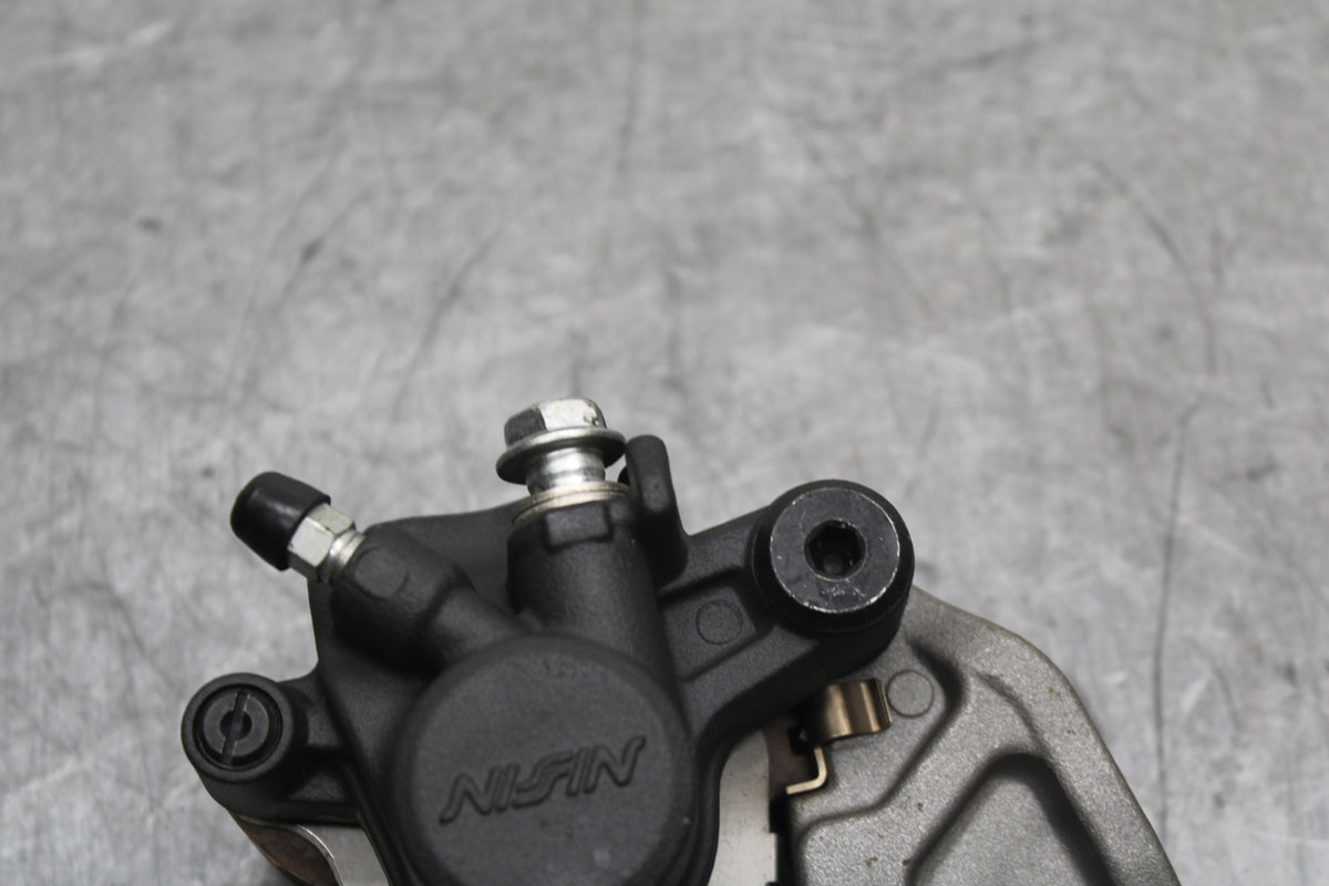 13 SUZUKI GSXR750 REAR BACK BRAKE CALIPER W MOUNT BRACKET BB110