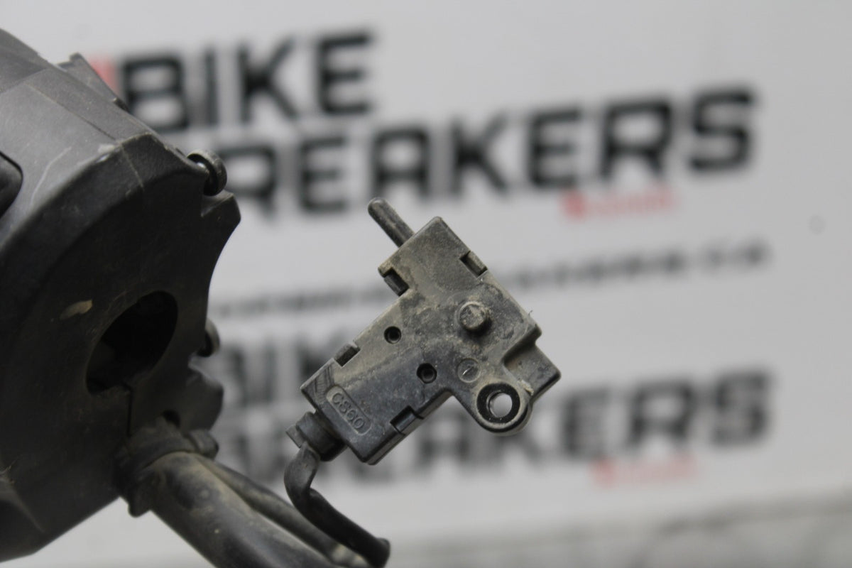 15 TRIUMPH TIGER 800 LEFT CLIP ON HANDLE HORN SIGNALS SWITCH SWITCHES BB873
