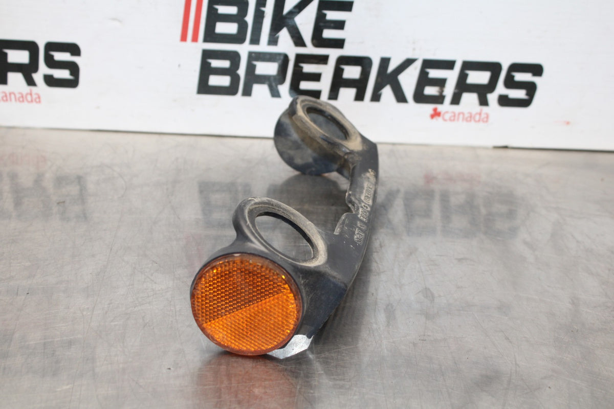 77 SUZUKI GS750 FORKS  TRIPLE TREE COVER BB779