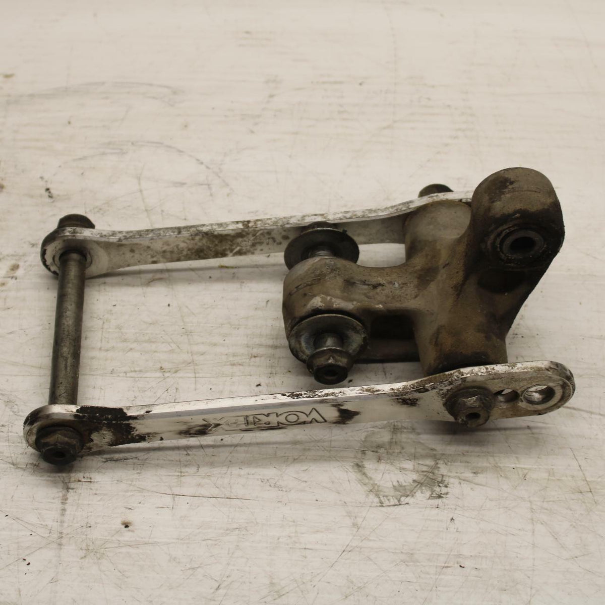 04-05 SUZUKI GSXR750 REAR DOGBONE SHOCK LINKAGE VORTEX LOWERING LINKS BB270