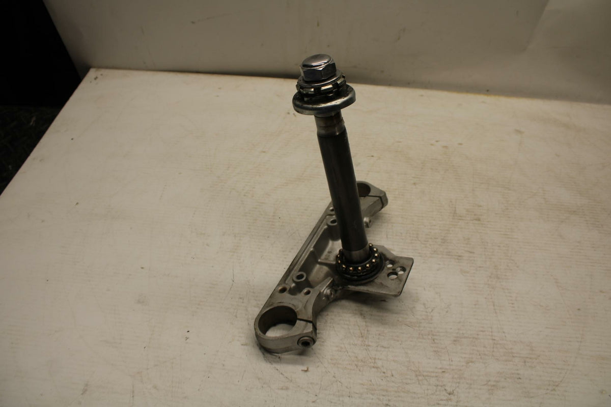 04-06 HONDA SHADOW 750 VT750C FRONT FORKS CLAMP LOWER TRIPLE TREE STEM BB360