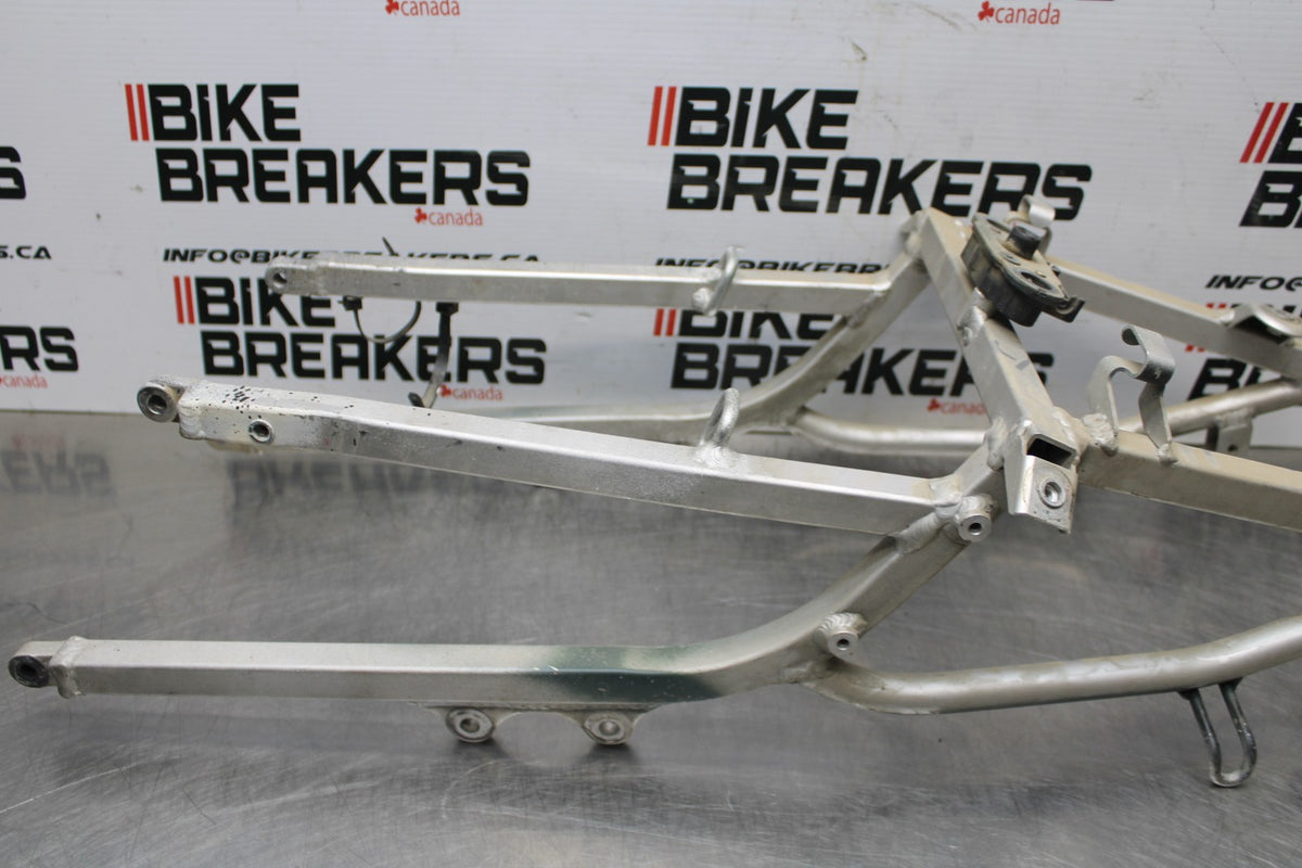 01-03 SUZUKI GSXR600 REAR SUBFRAME BACK SUB FRAME BB841