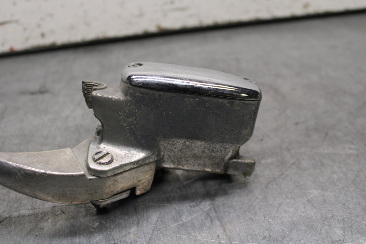 02-04 HONDA VTX1800S FRONT BRAKE MASTER CYLINDER BB712