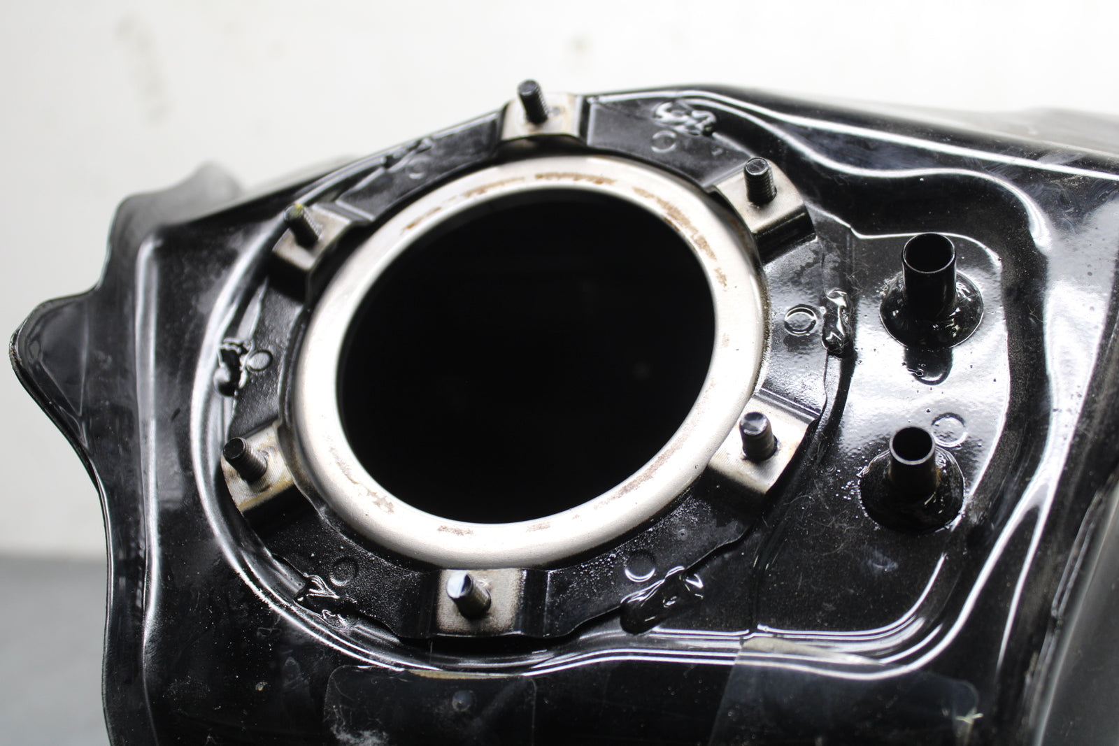 09 HONDA CBR600RR GAS TANK FUEL CELL PETROL RESERVOIR BB760