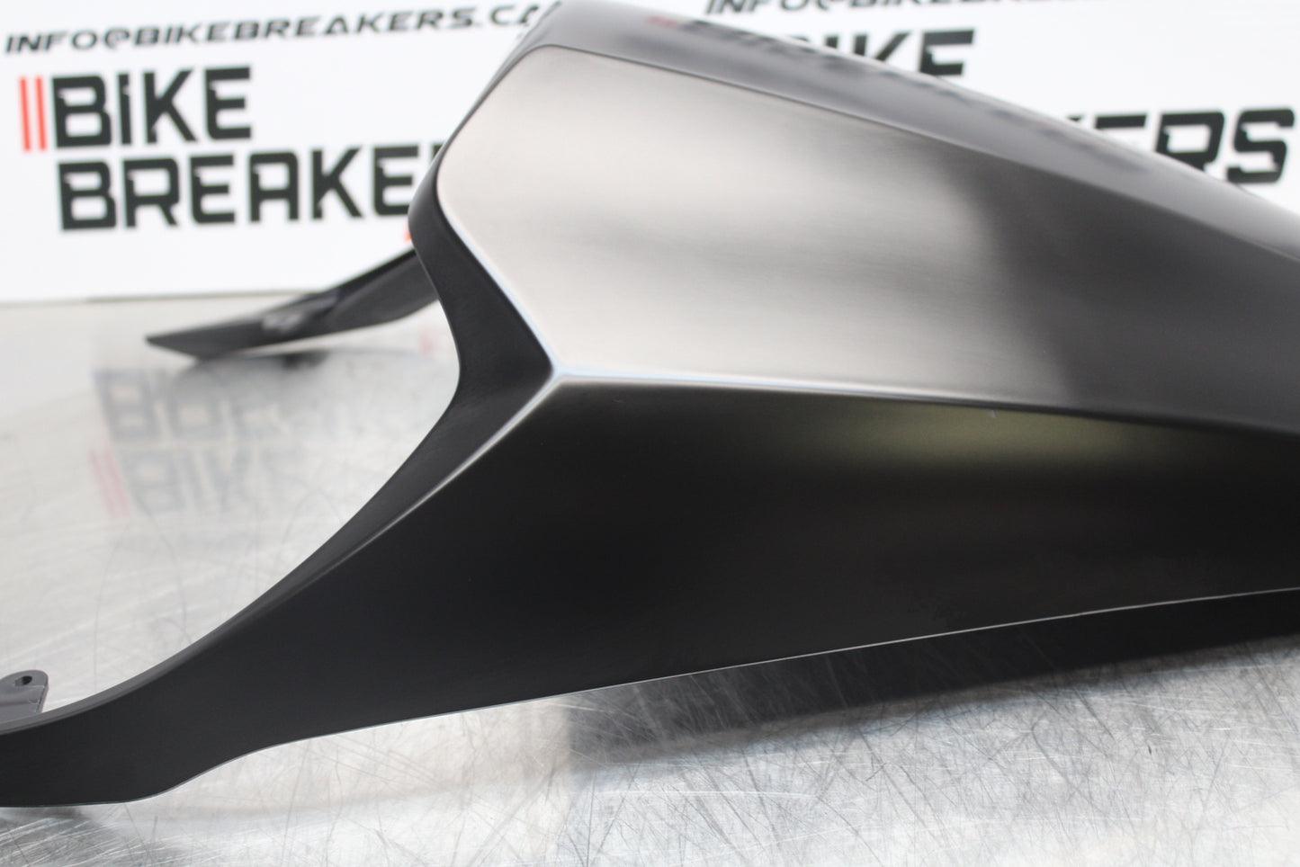 23-24 KAWASAKI NINJA ZX14R NEW!! REAR BACK SEAT SOLO COWL FAIRING COVER BB153