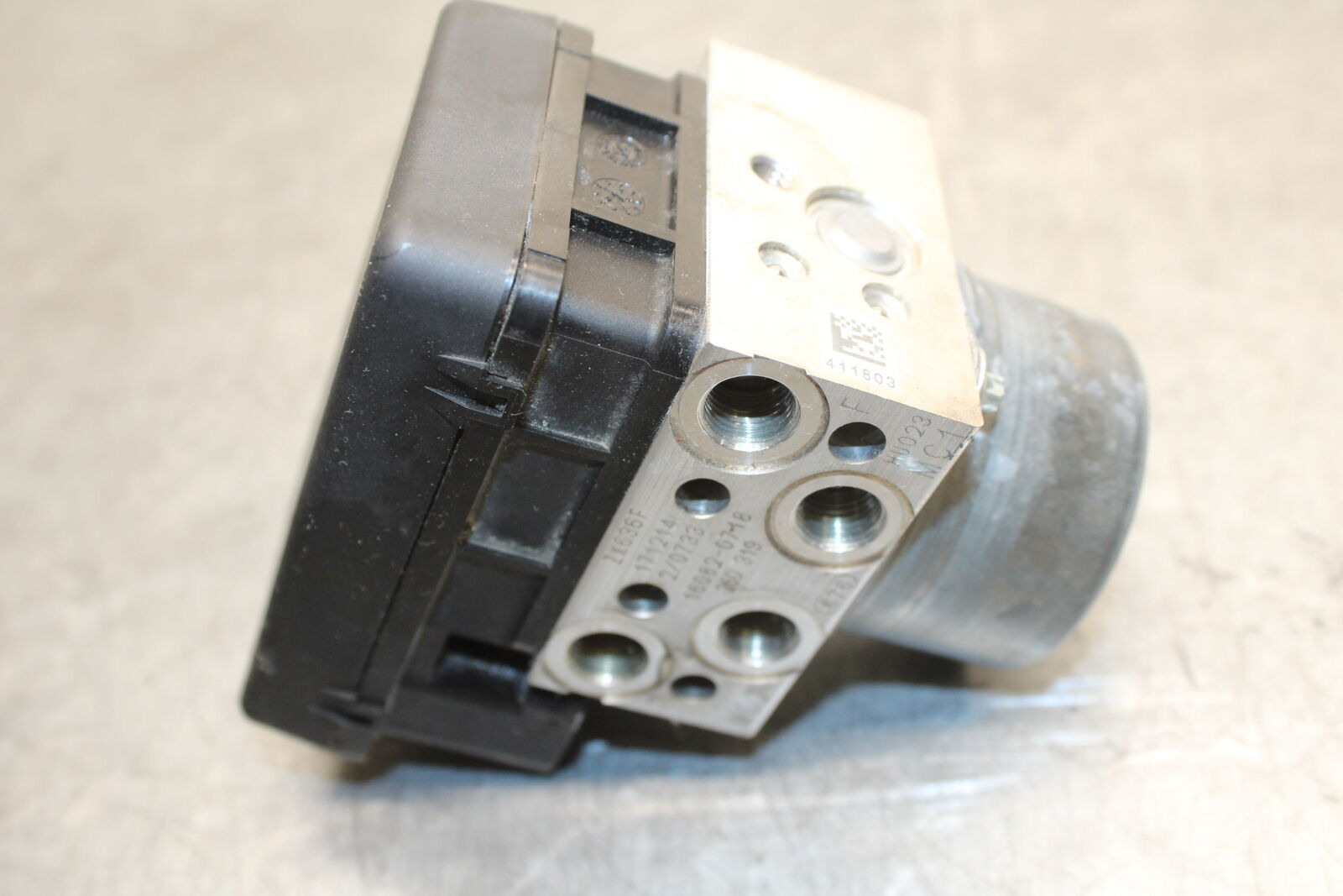 13-18 KAWASAKI NINJA ZX6R ABS PUMP UNIT MODULE BB666