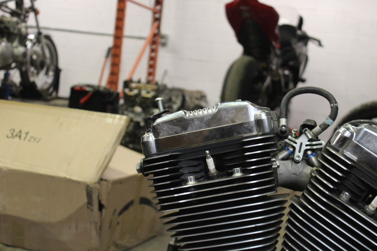 09 HARLEY-DAVIDSON SPORTSTER 1200 CUSTOM XL1200C ENGINE MOTOR BB776