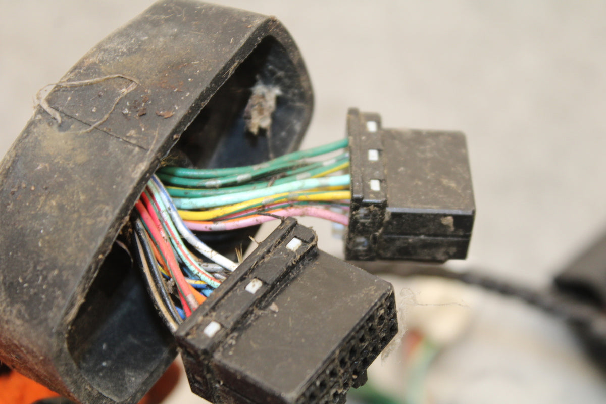 04-12 HONDA ST1300A HEADLIGHT WIRE WIRING HARNESS LOOM (ITEM A) BB669