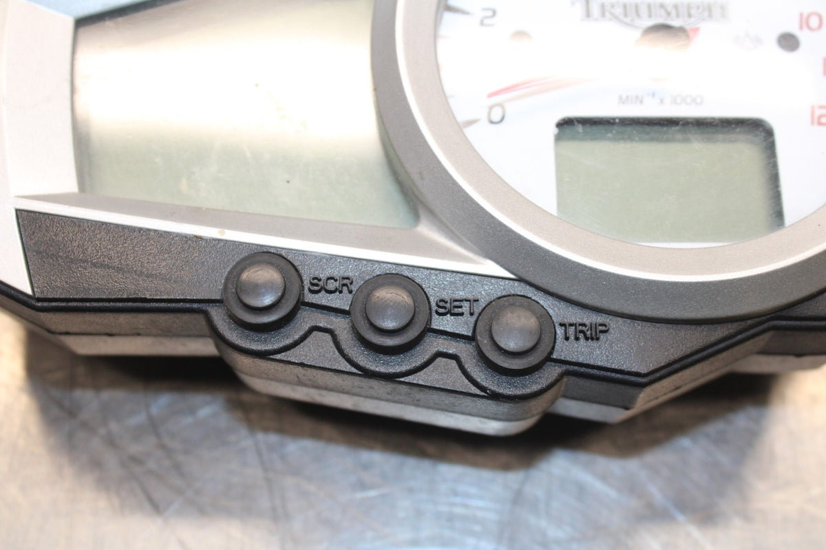 05-08 TRIUMPH SPEED TRIPLE 1050 SPEEDO GAUGES DISPLAY CLUSTER SPEEDOMETER BB933