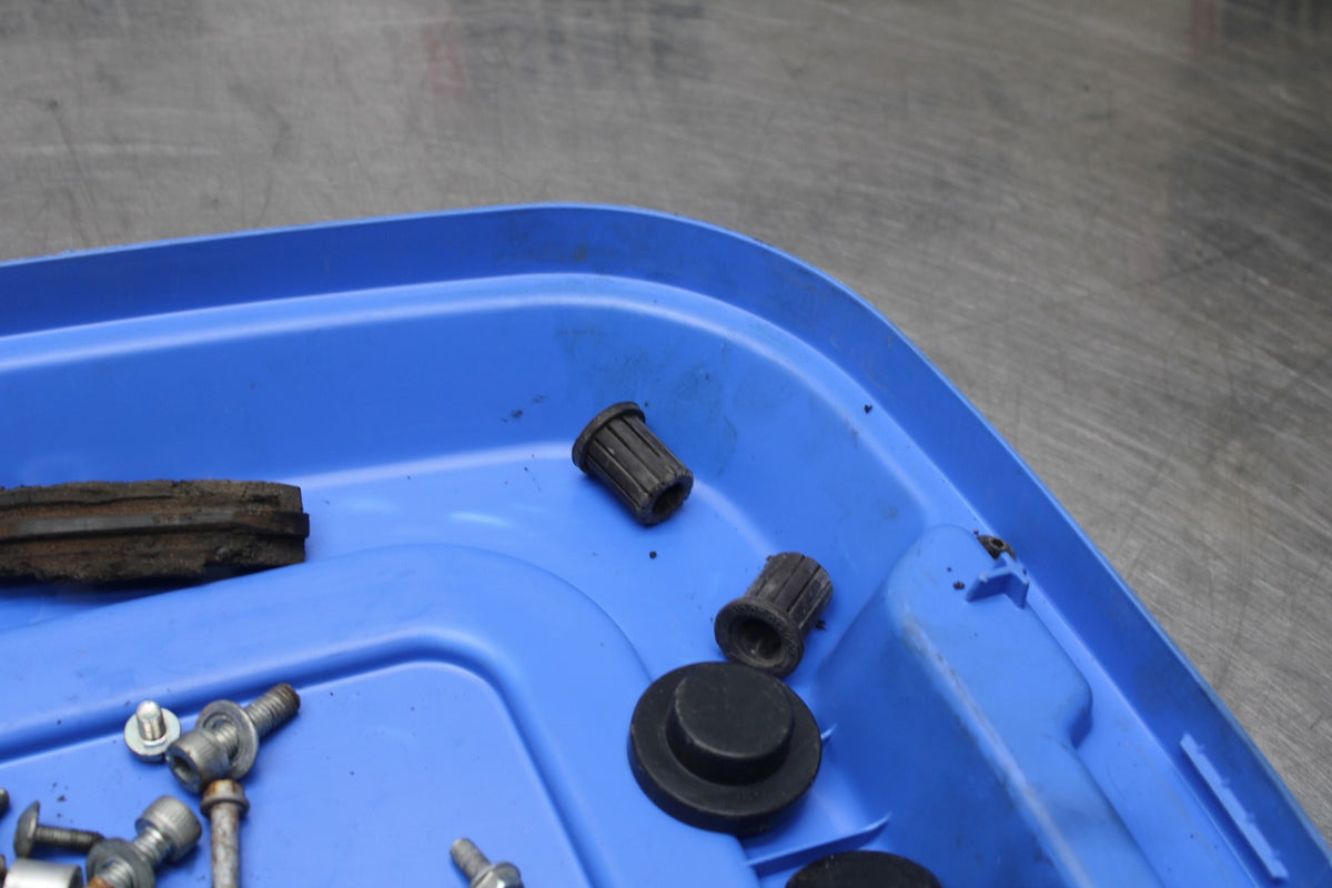 13-16 KTM 390 DUKE MOUNTING BOLTS HARDWARE MOTOR SCREWS BB815