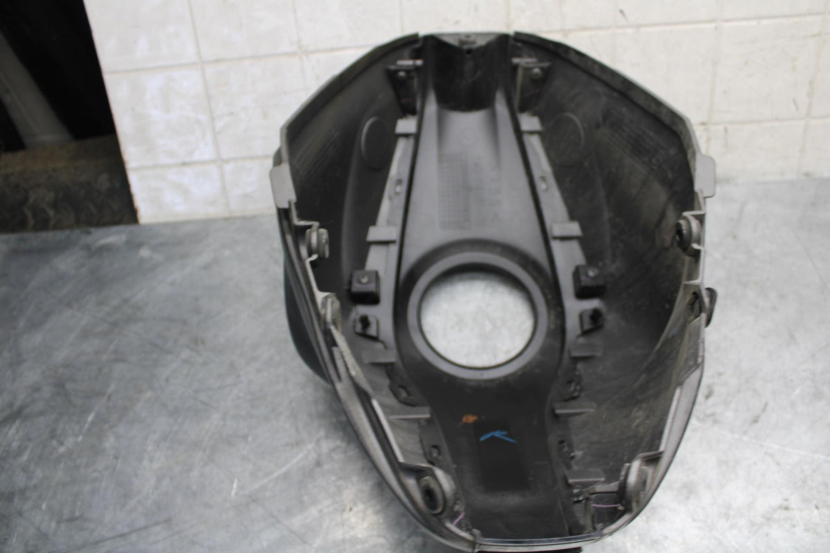2015 Yamaha YZF R3 GAS TANK FUEL CELL COVER FAIRING COWL 1WD-F4129-00-P1 BB526