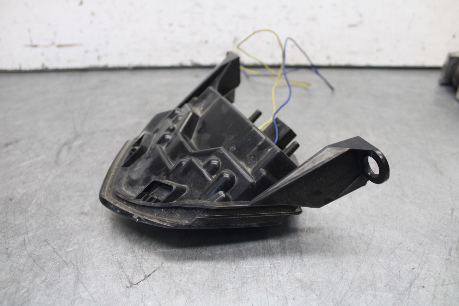 09-12 KAWASAKI NINJA ZX6R AFTERMARKET REAR TAIL TAILLIGHT BACK BRAKE LIGHT BB698